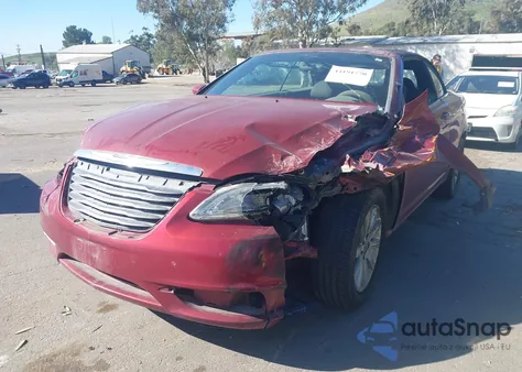 2013 Chrysler 200 Touring из США, поврежденный, VIN 1C3BCBEB7DN559886